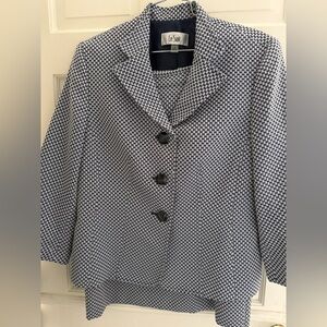 Le Suit Navy and White Patterned Button-Front Blazer and skirt